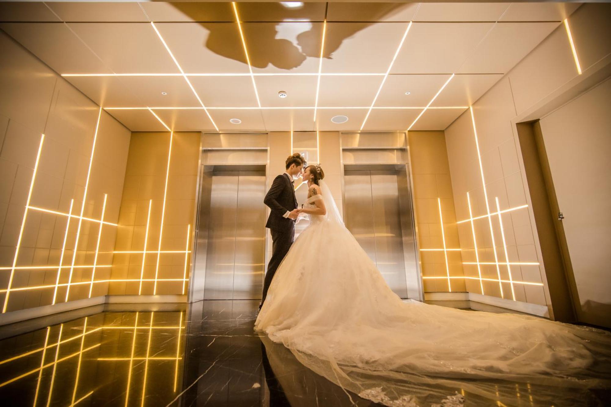 Готель Golden Tulip - Aesthetics Zhunan Екстер'єр фото