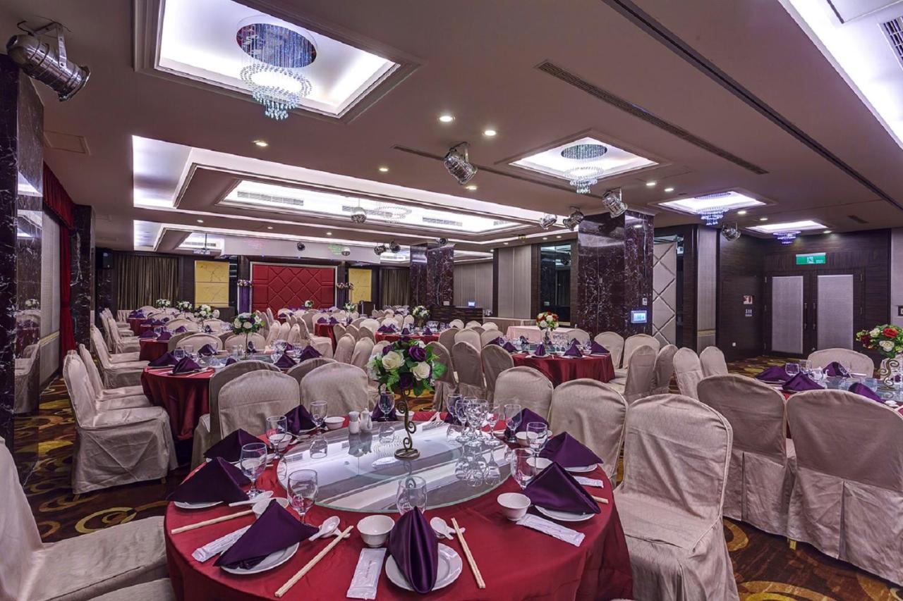 Готель Golden Tulip - Aesthetics Zhunan Екстер'єр фото