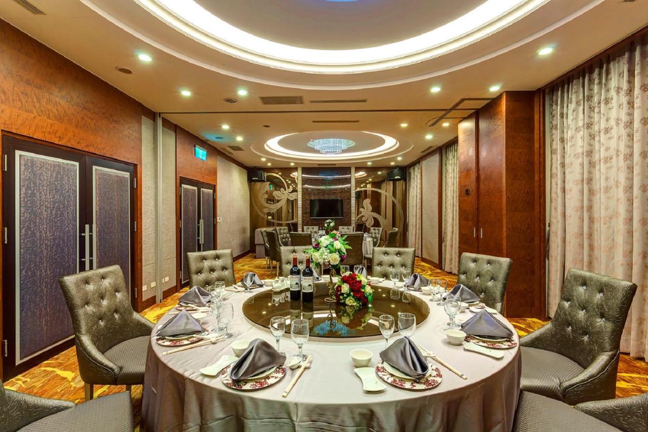 Готель Golden Tulip - Aesthetics Zhunan Екстер'єр фото