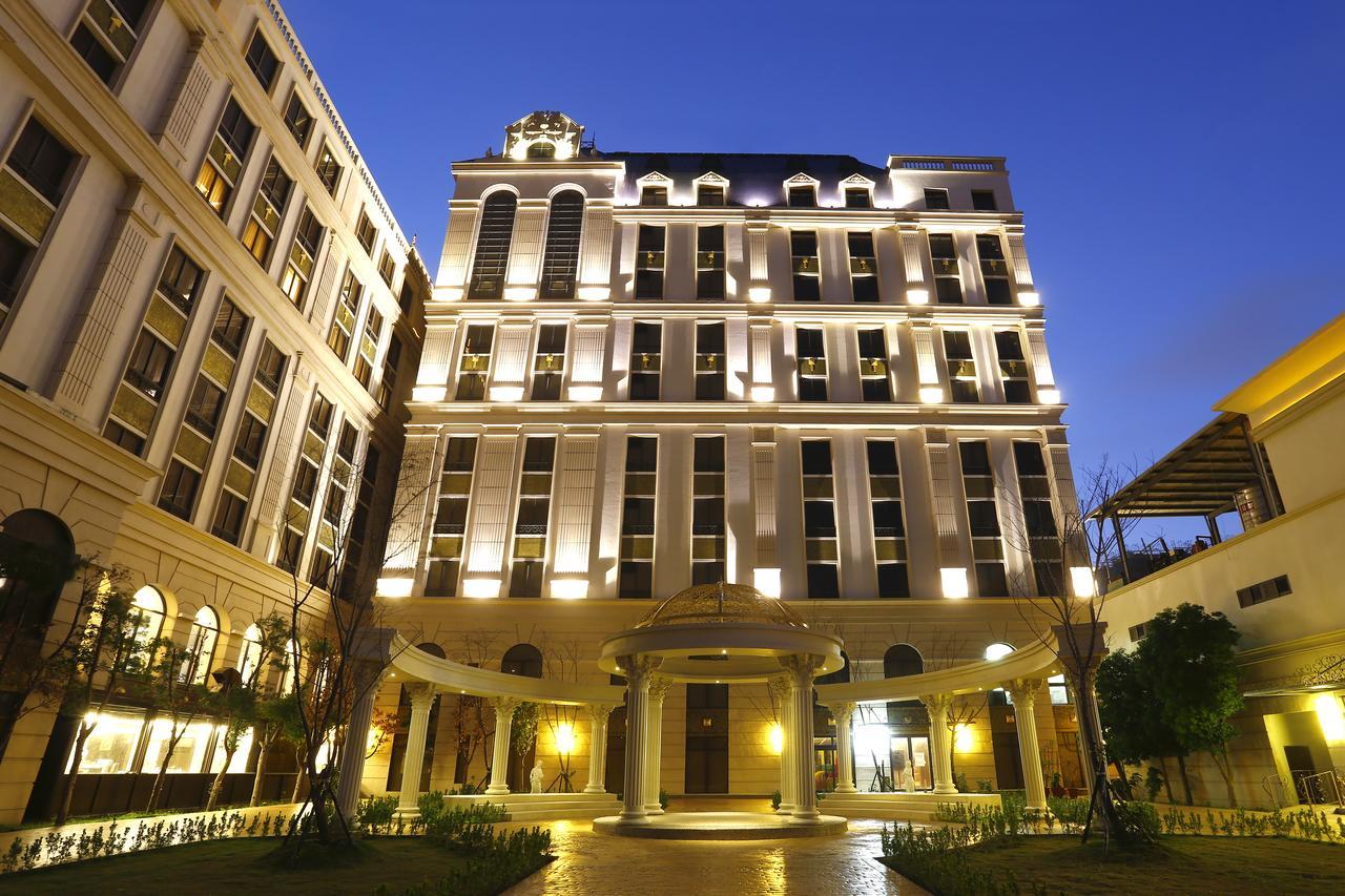 Готель Golden Tulip - Aesthetics Zhunan Екстер'єр фото