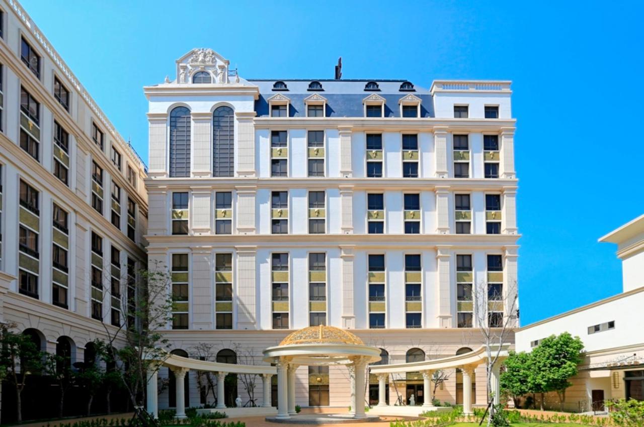 Готель Golden Tulip - Aesthetics Zhunan Екстер'єр фото